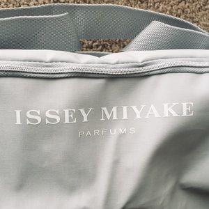 New Issey Miyake Yoga Gym Bag